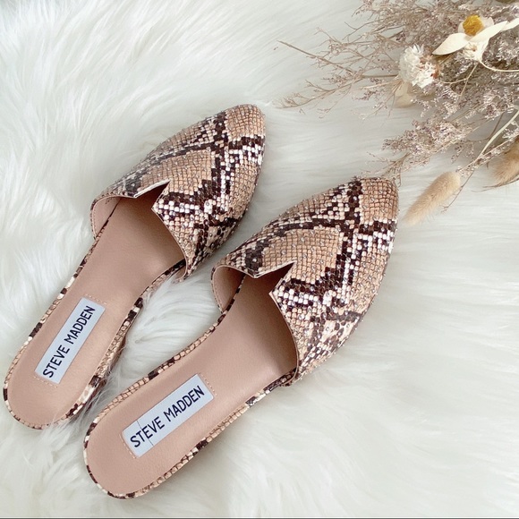 Steve Madden Ally Slip-On Mule - Picture 2 of 5